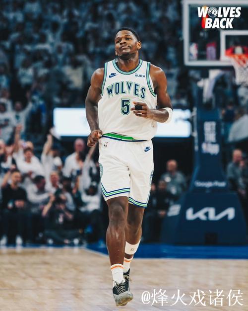 华子36+13+7森林狼大胜尼克斯 绿军大胜魔术